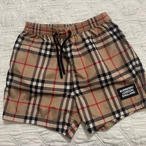 Burberry trunks